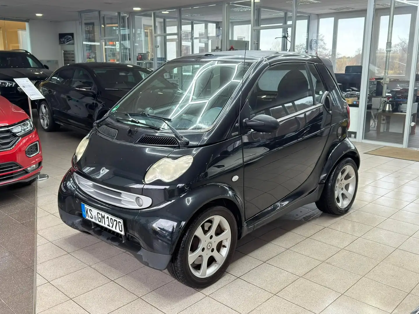 smart forTwo Cabrio Basis Sitzheizung Klima TÜV 05/26 Schwarz - 1