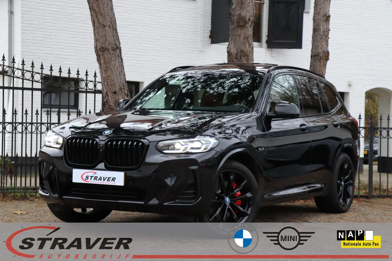 BMW X3 xDrive30e High Executive |M-Sport |M-Kuipstoelen | Negro - 1