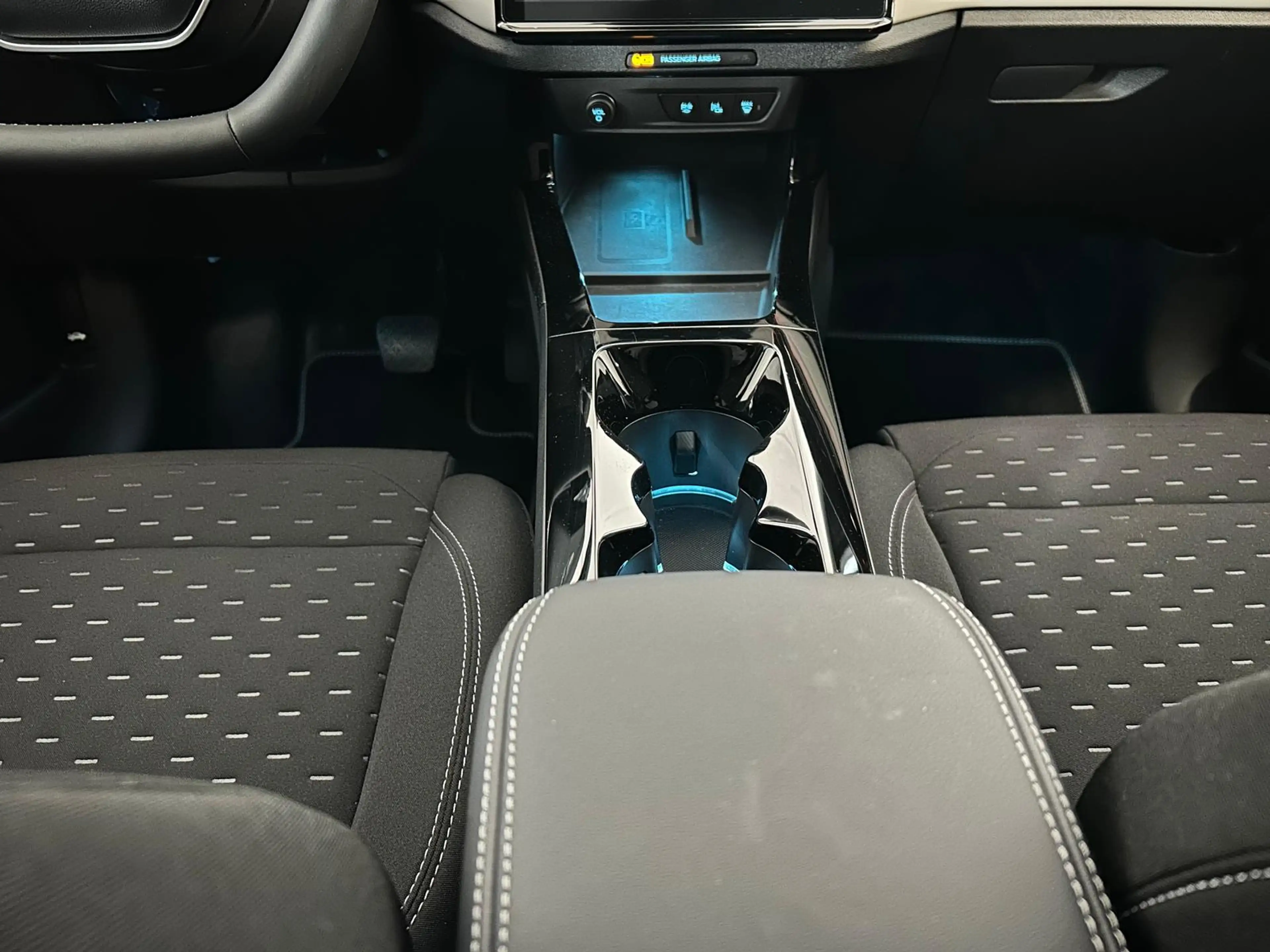 Ford Puma Gen-E 124 kW/ 43kWh+GJR+iACC+360°+Navi — photo 12