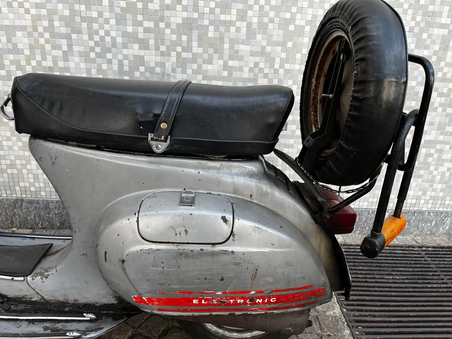 Piaggio Primavera ET3 Grigio - 2