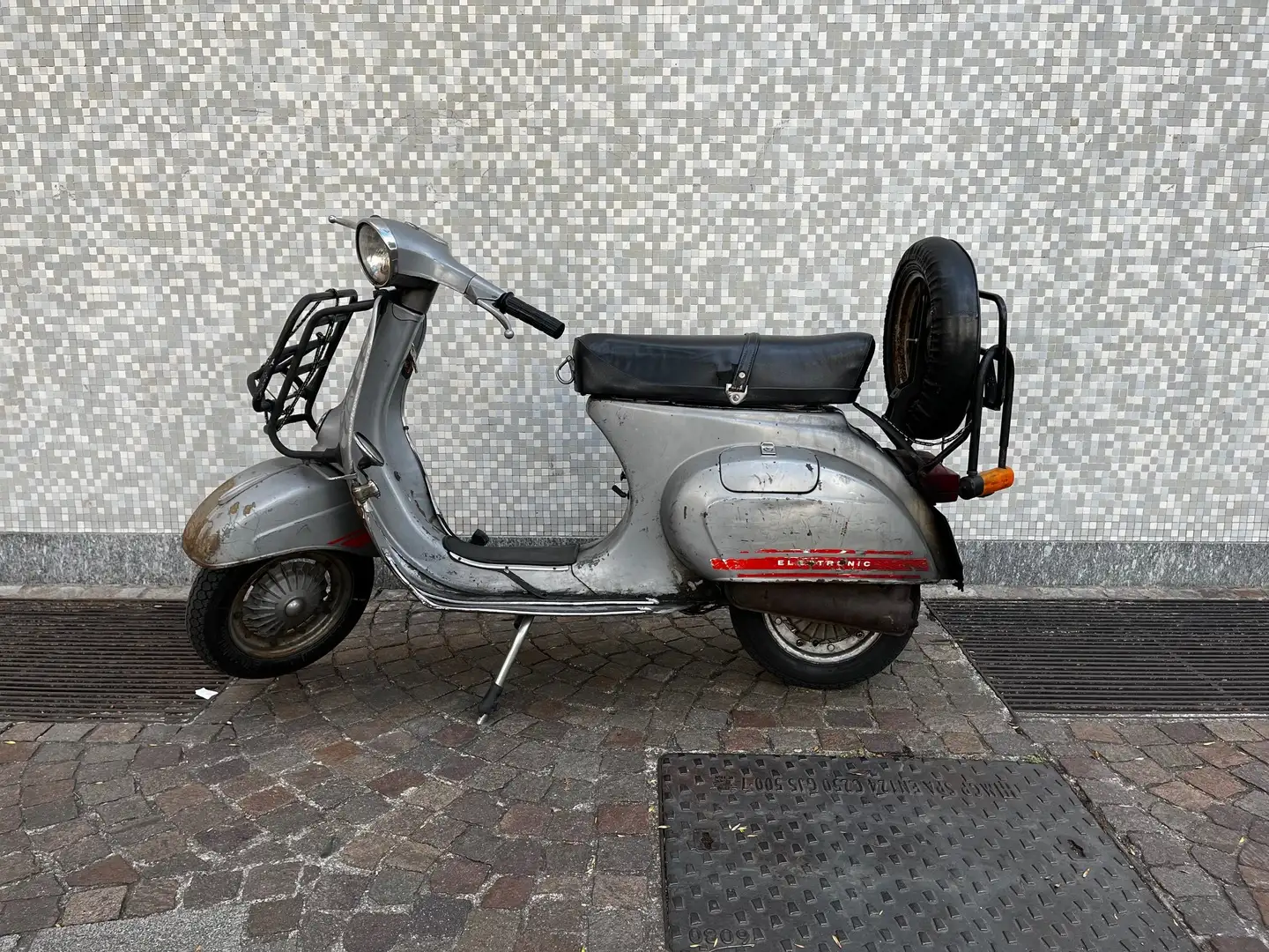 Piaggio Primavera ET3 Grigio - 1