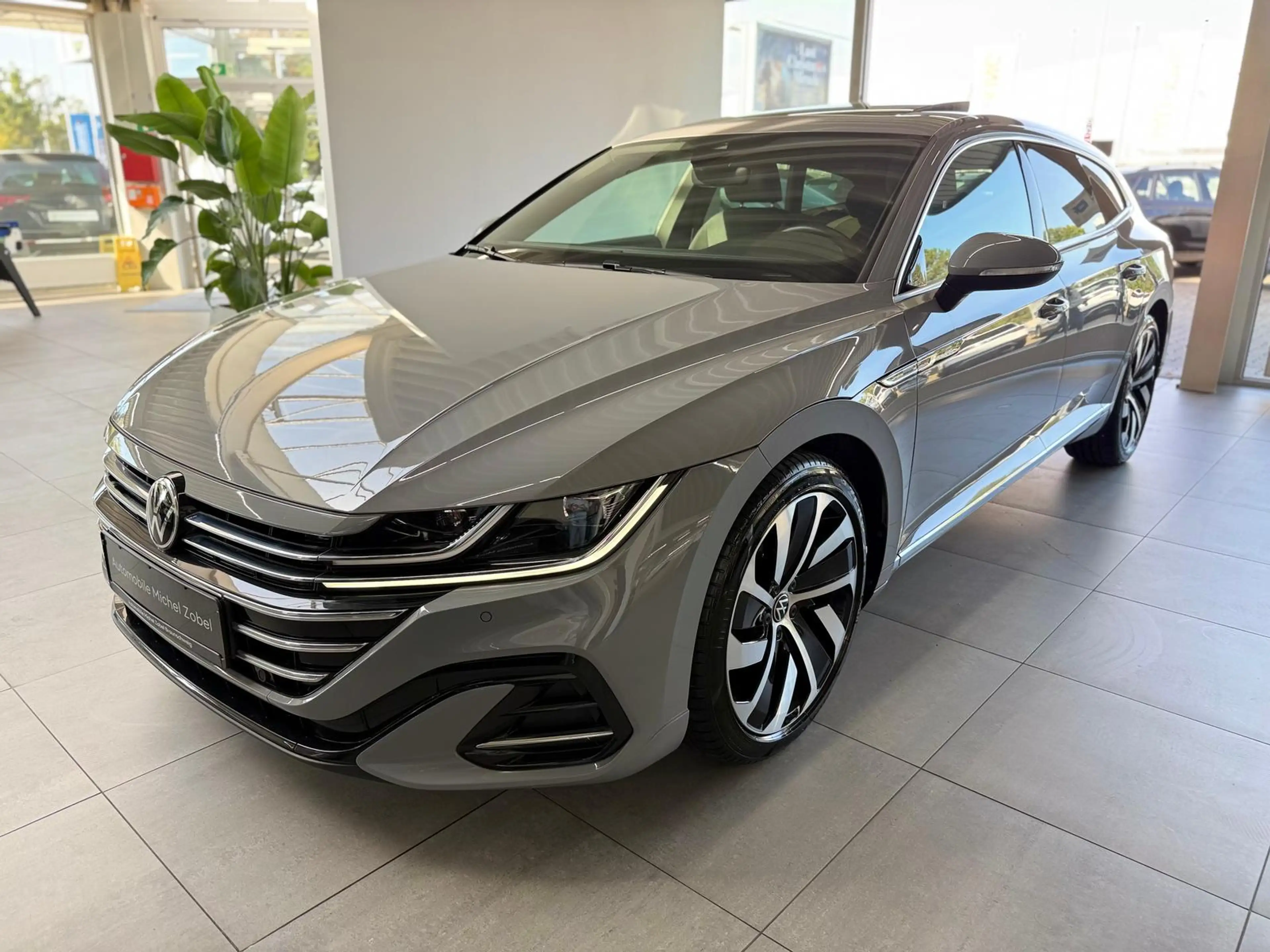 Volkswagen Arteon *R-Line*Virtual*Navi*Sitzh*Pano*LED*ACC*
