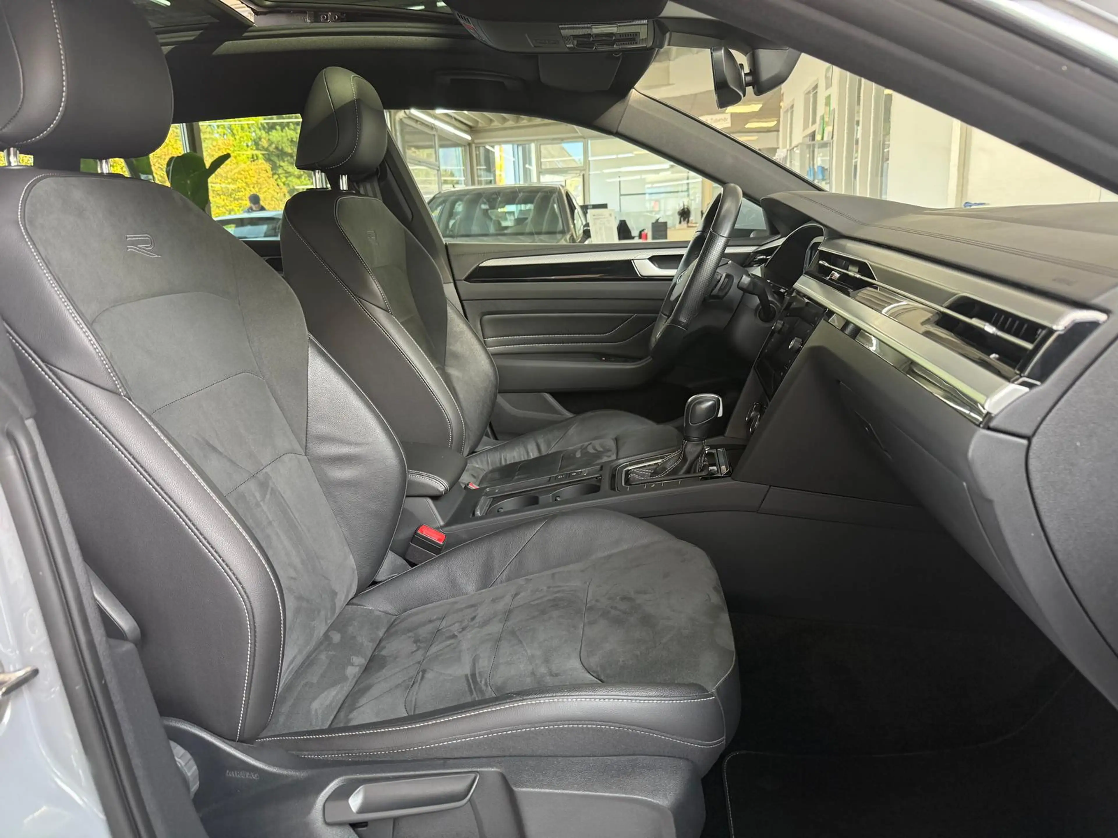 Volkswagen Arteon *R-Line*Virtual*Navi*Sitzh*Pano*LED*ACC* — photo 10