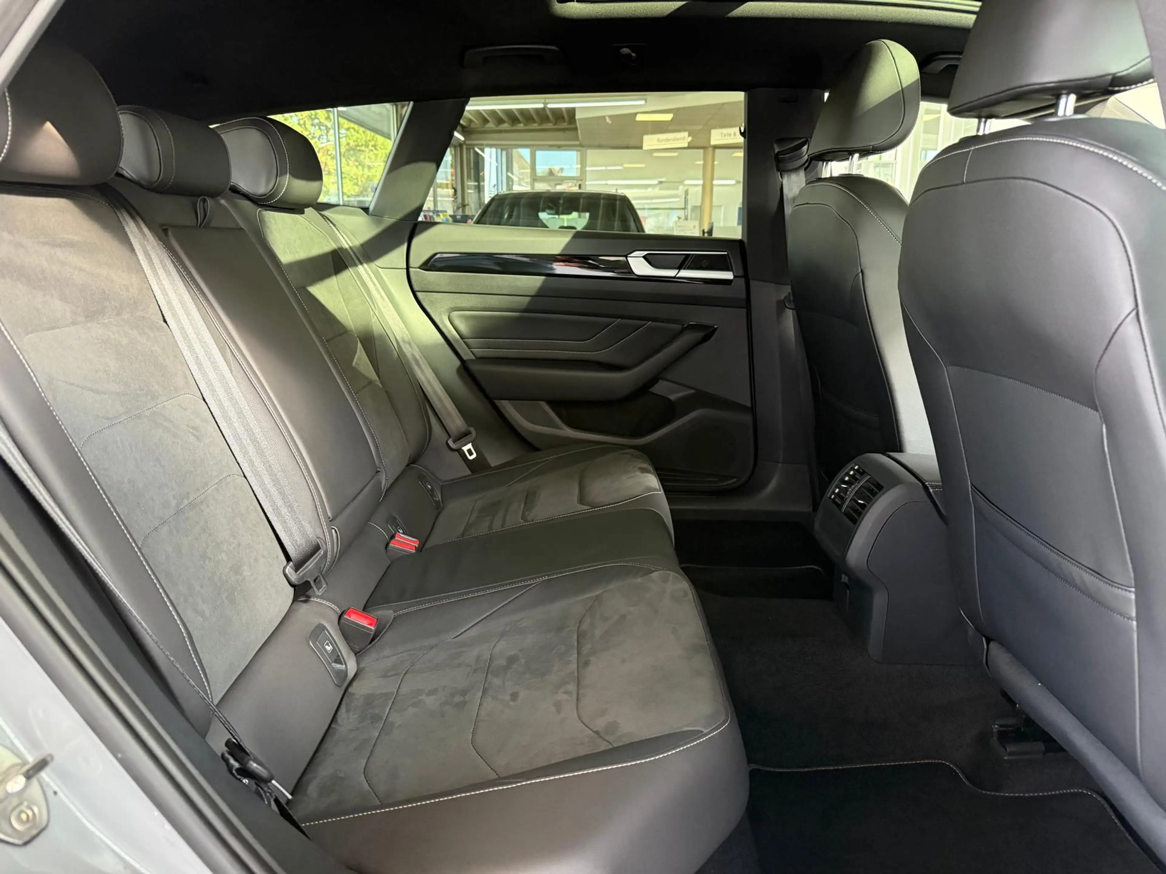 Volkswagen Arteon *R-Line*Virtual*Navi*Sitzh*Pano*LED*ACC* — photo 11
