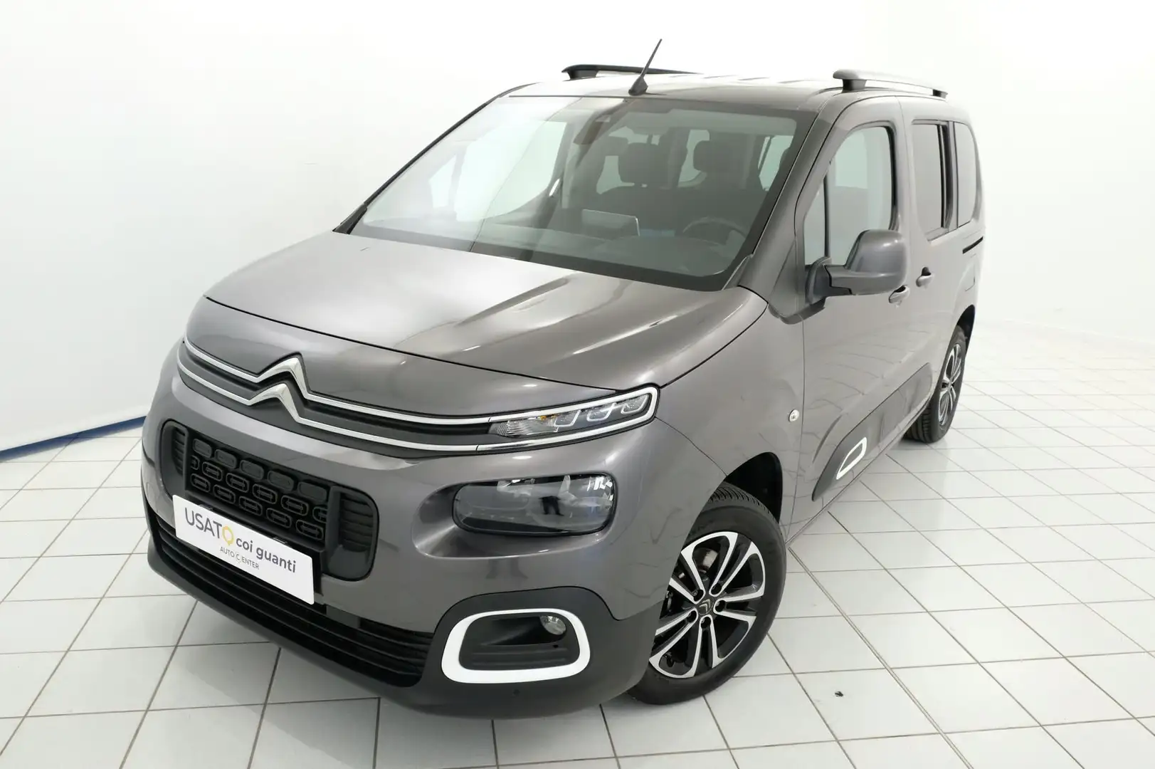 Citroen Berlingo PureTech 110 Stop&Start M Feel Grijs - 1