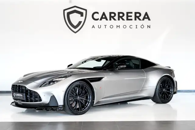 Aston Martin DB12