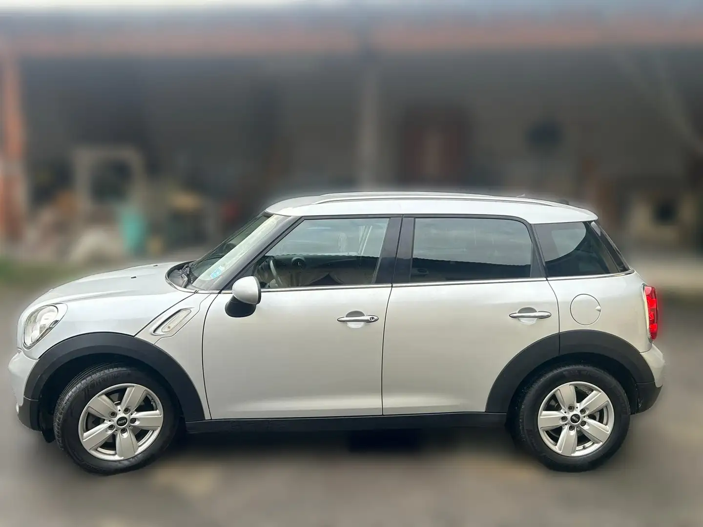 MINI Cooper D Countryman 2.0 auto E6 - ANCHE PER NEOPATENTATI Gris - 2