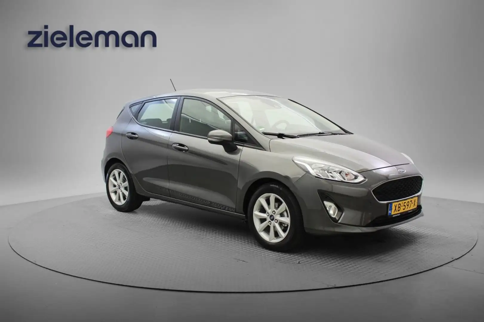 Ford Fiesta 1.1 Edition - Carplay, Navi, Cruise Grijs - 1