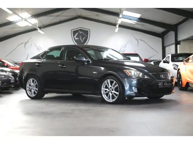 Lexus IS 250 250  IS250 PACK LUXE / BOITE MECANIQUE / MARK LEVINSON / SIEGES REFRIGERANTS