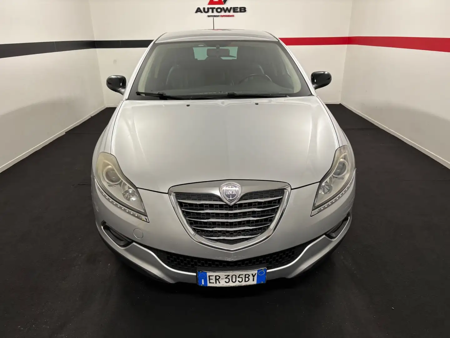 Lancia Delta Delta 1.6 MJT DPF Gold Argent - 2