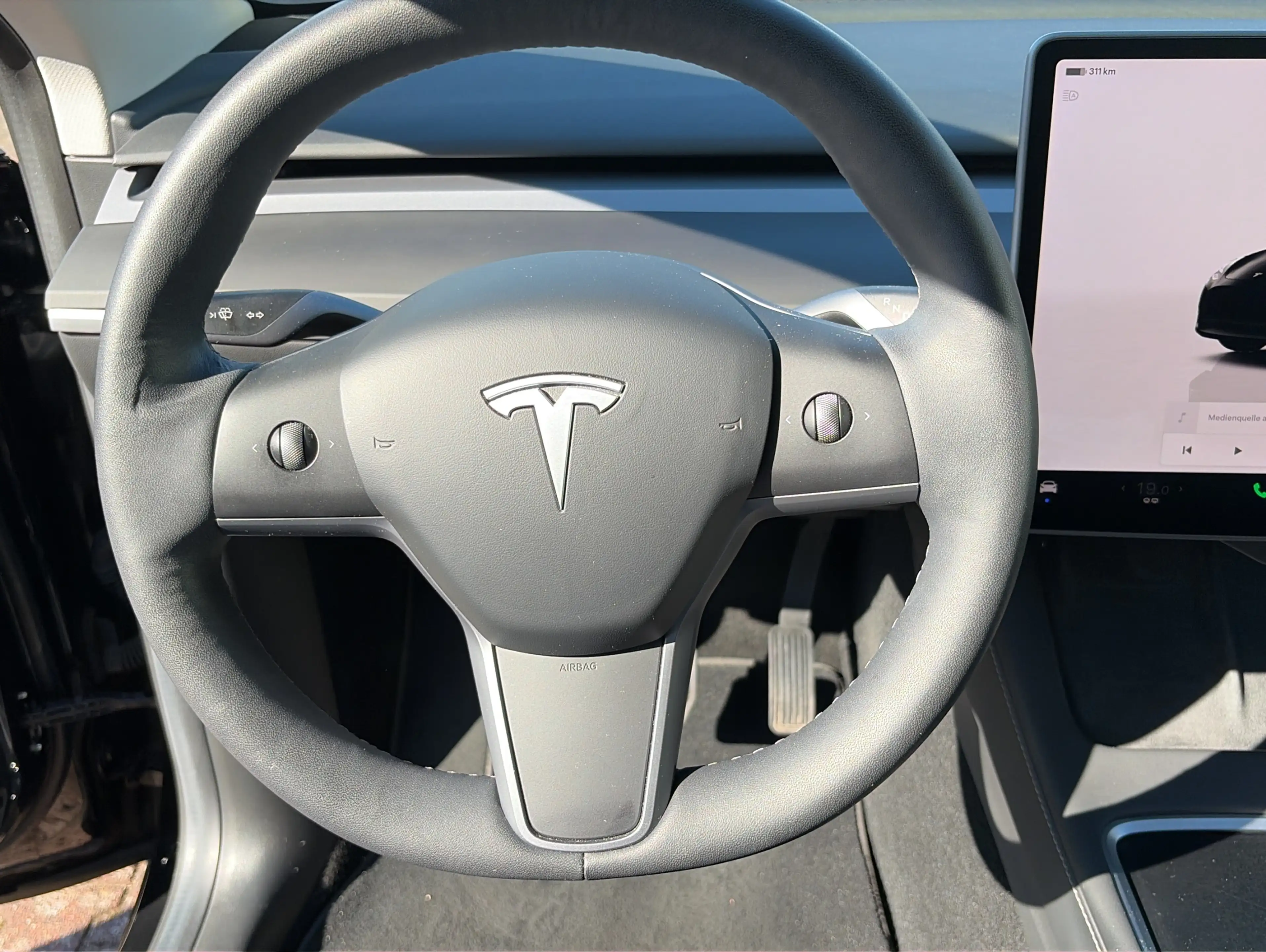 Tesla Model Y Standard Range * 1. Hand * AHK — photo 13