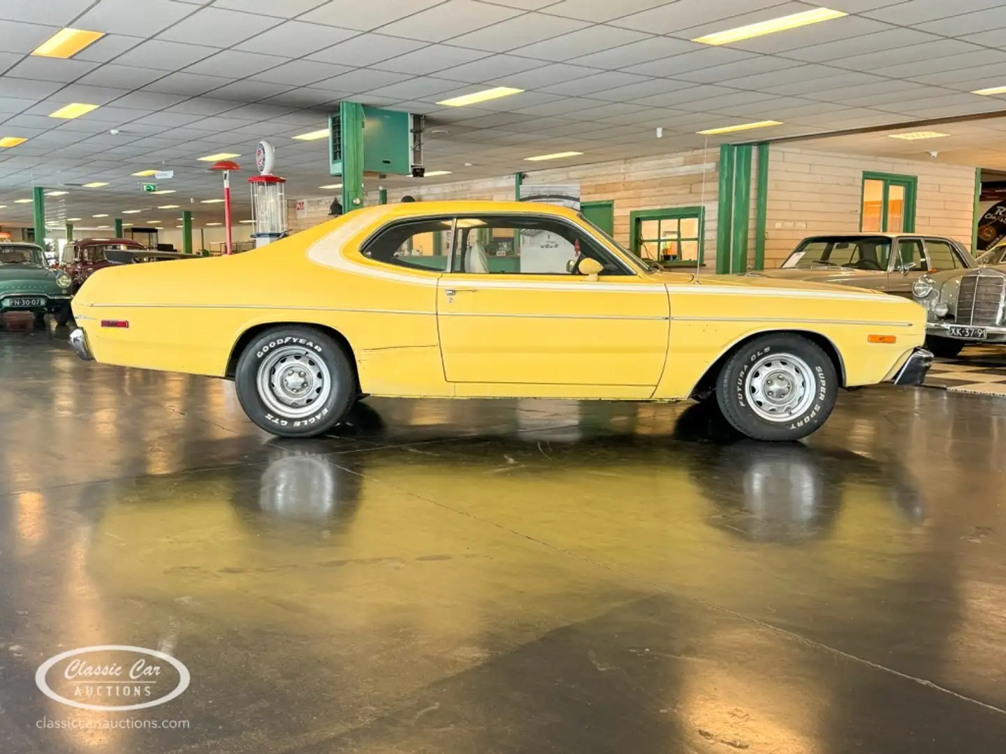 Dodge Dart - ONLINE AUCTION Geel - 2