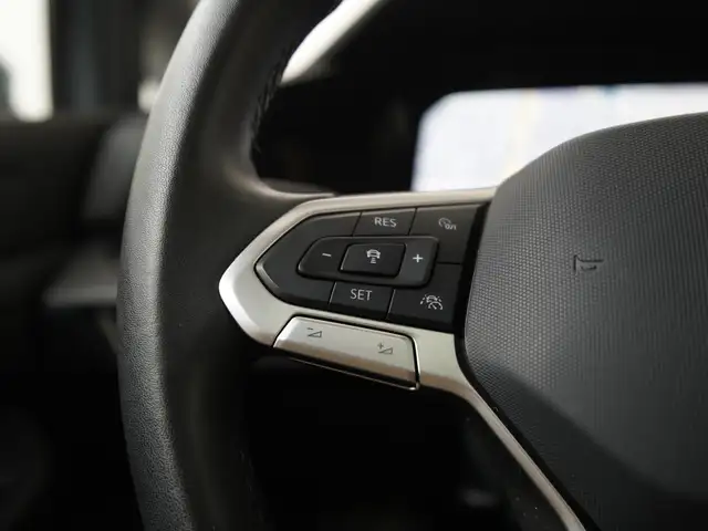 Volkswagen Golf view 9