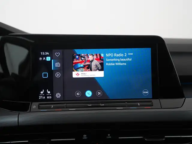 Volkswagen Golf view 13