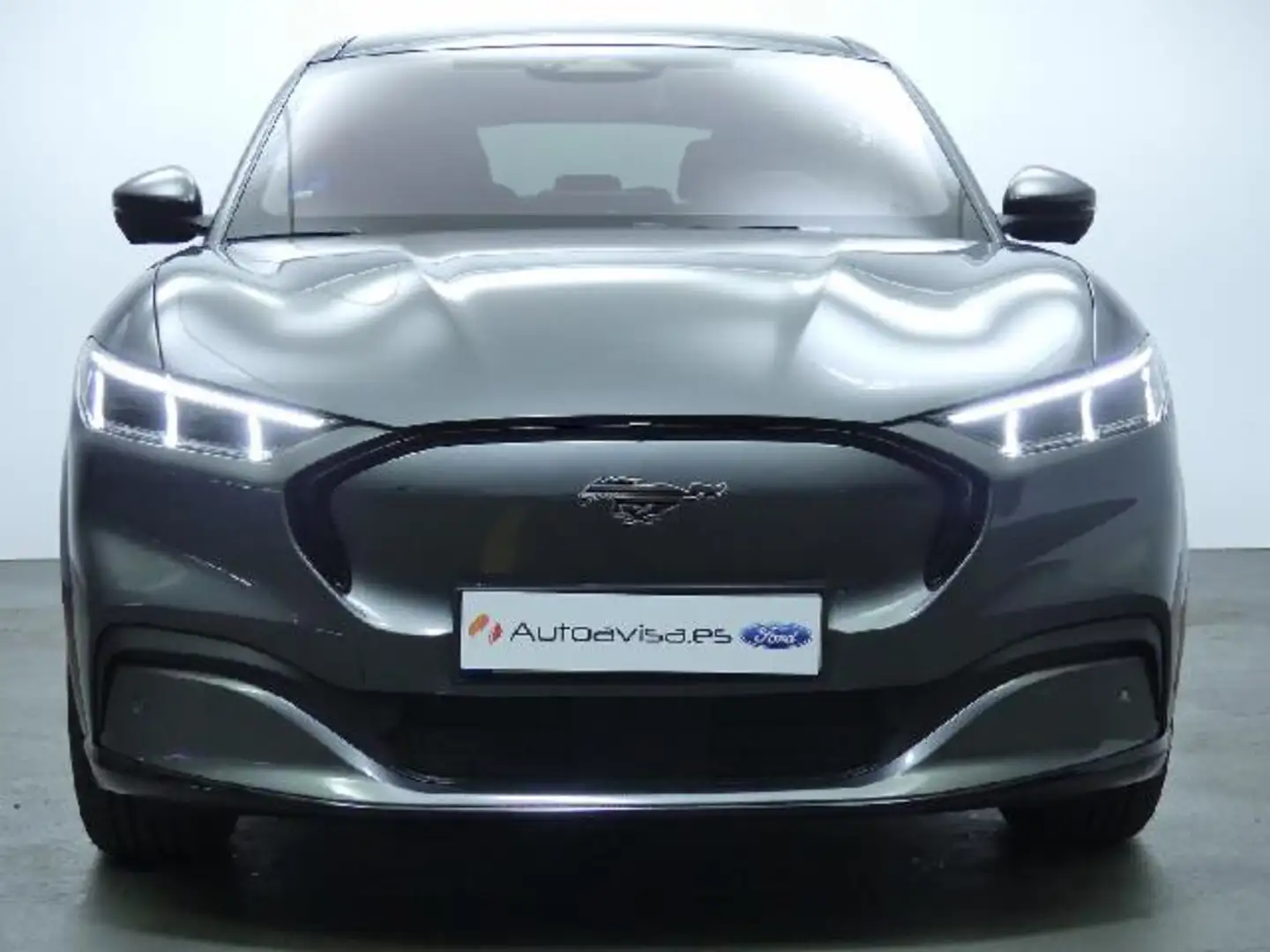 Ford Mustang Mach-E 99KWH 351PS FIRST EDITION EXTENDED RANGE 351 5P Gris - 2