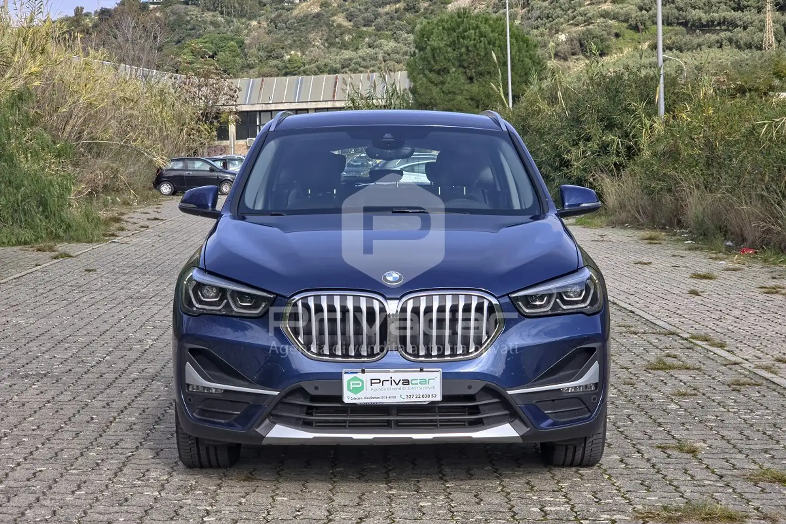 BMW X1 X1 sDrive18i xLine Plus Azul - 2