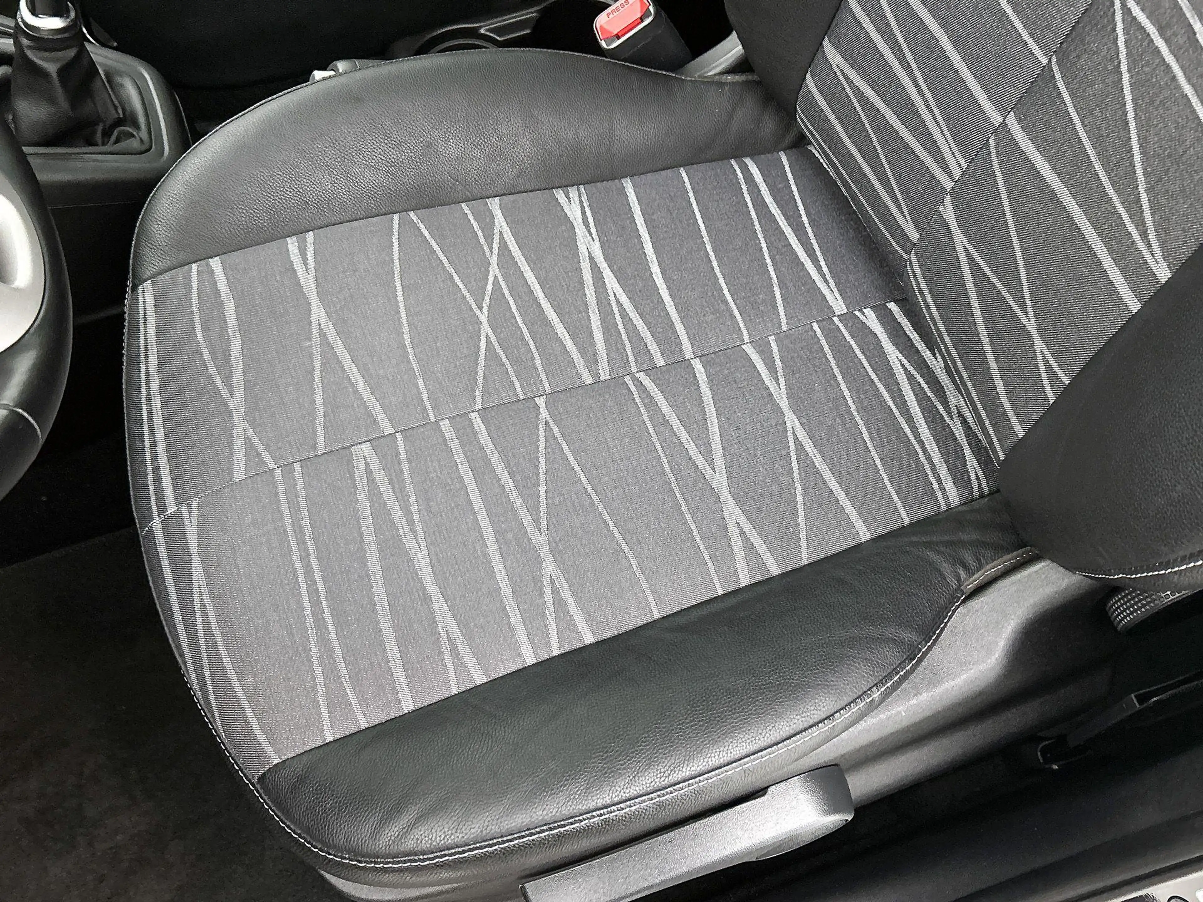 Kia Venga 1.6 CVVT ExecutiveLine | Camera | Parkeersensoren — photo 12