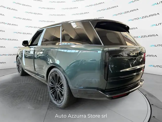 Land Rover Range Rover view 2