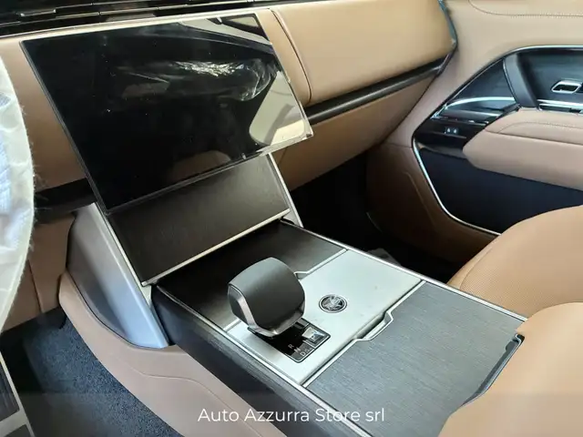 Land Rover Range Rover view 6