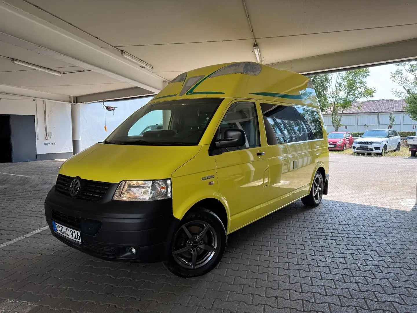 Volkswagen T5 Transporter T5 4Motion lang 2.5 TDI*Wohnmobil*Küche*Camper Jaune - 2