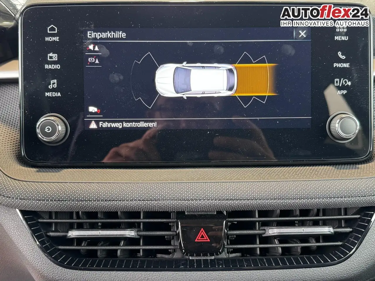 Skoda Fabia Extra Plus 1,0 TSI DSG 2 ZoKlima Navigation x E..., миниатюра 20