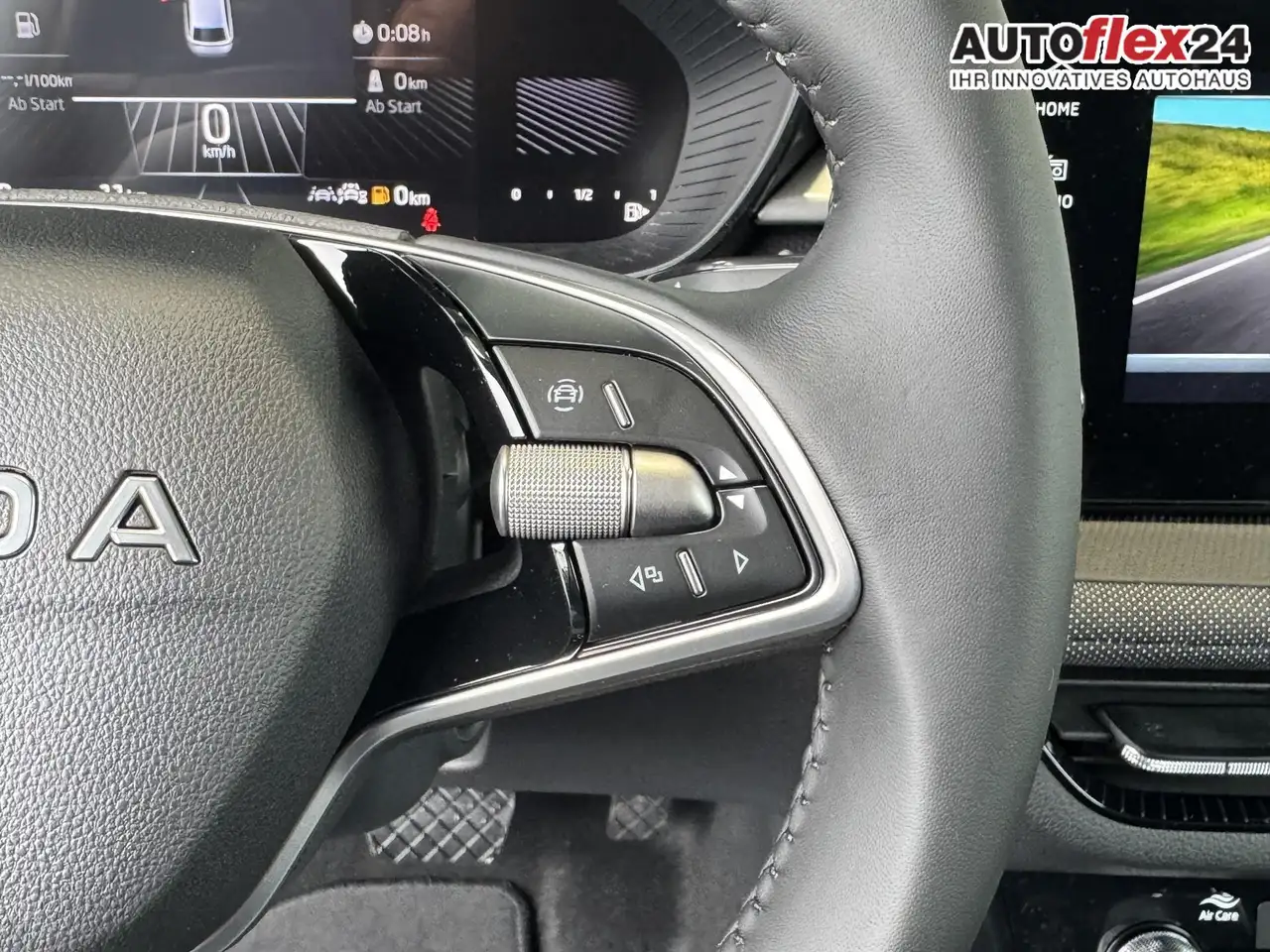 Skoda Fabia Extra Plus 1,0 TSI DSG 2 ZoKlima Navigation x E..., миниатюра 15