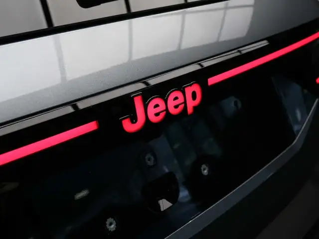 Jeep Compass view 6