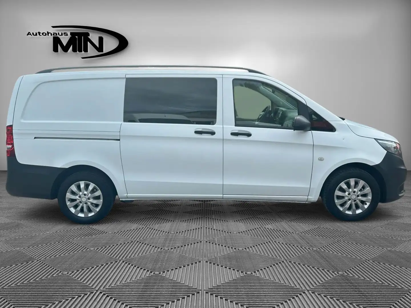 Mercedes-Benz Vito 114 CDI Lang MIXTO 5.Stz Automatik AHK Weiß - 2