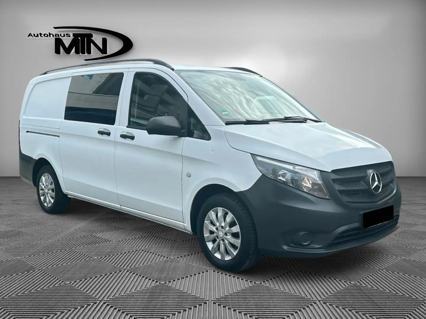 Mercedes-Benz Vito 114 CDI Lang MIXTO 5.Stz Automatik AHK Weiß - 1