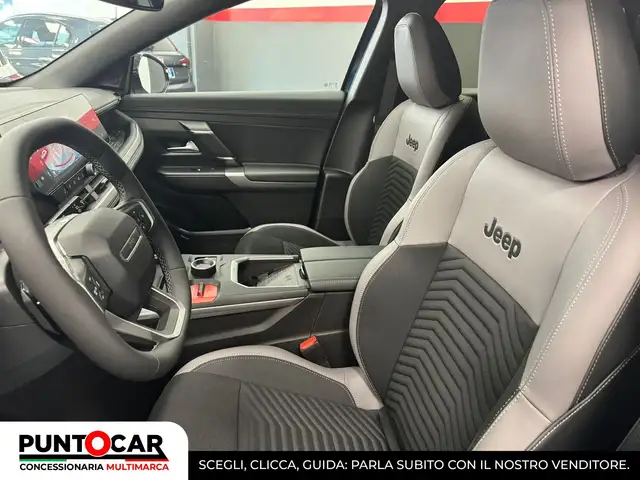 Jeep Compass view 10