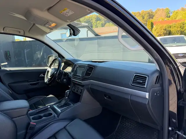 Volkswagen Amarok view 14