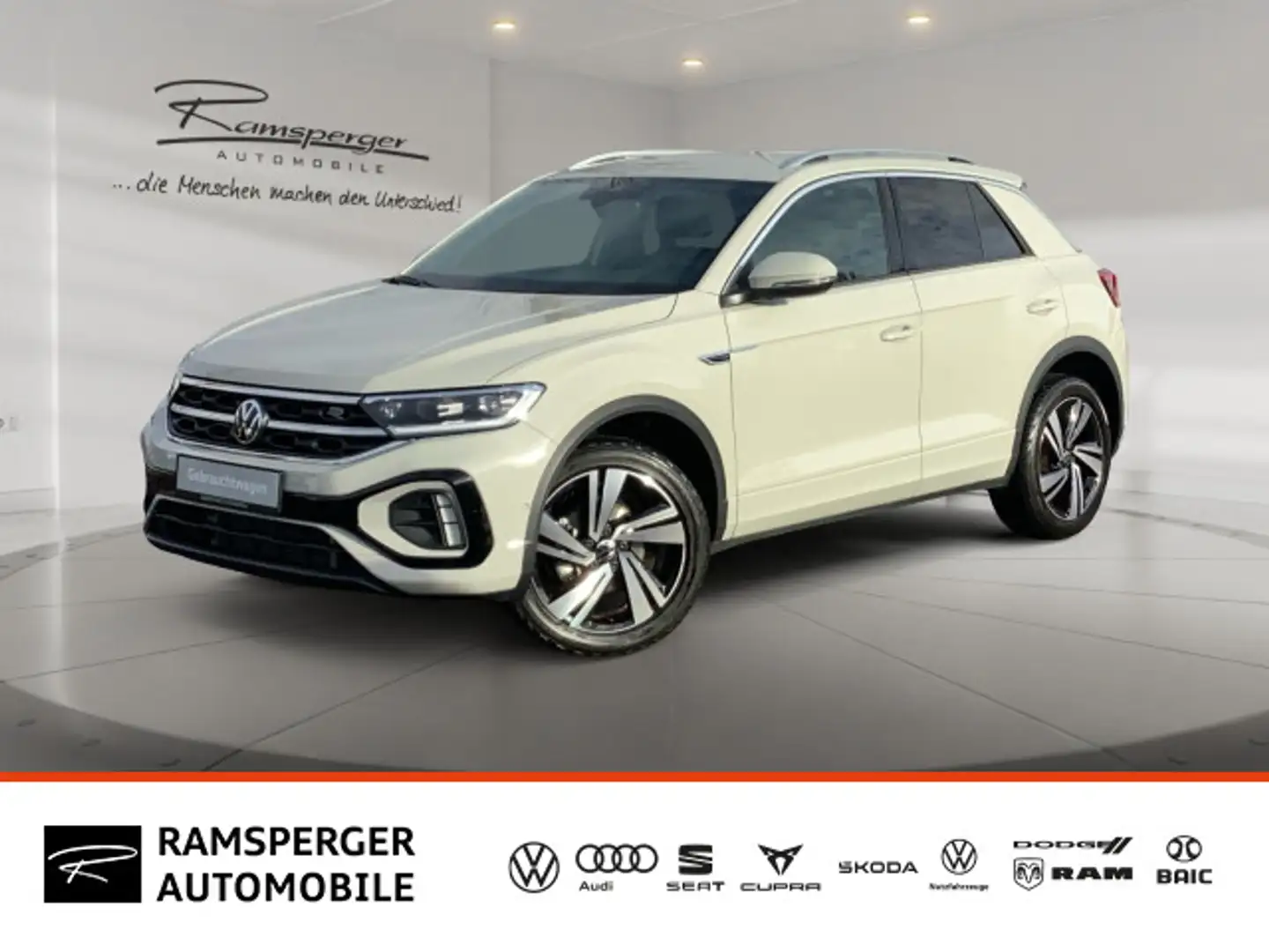 Volkswagen T-Roc 1.5 TSI DSG R-Line ACC LED APP Keyless Kam Grau - 1