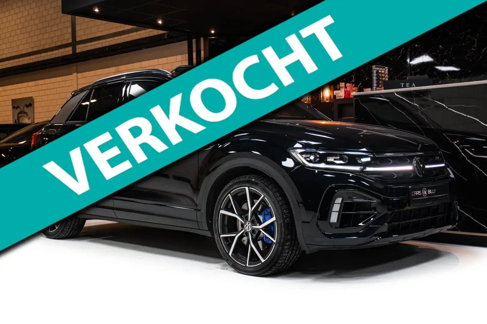 Volkswagen T-Roc R Full option PANO|AUT|AKRAPOVIC|LANE Zwart - 1