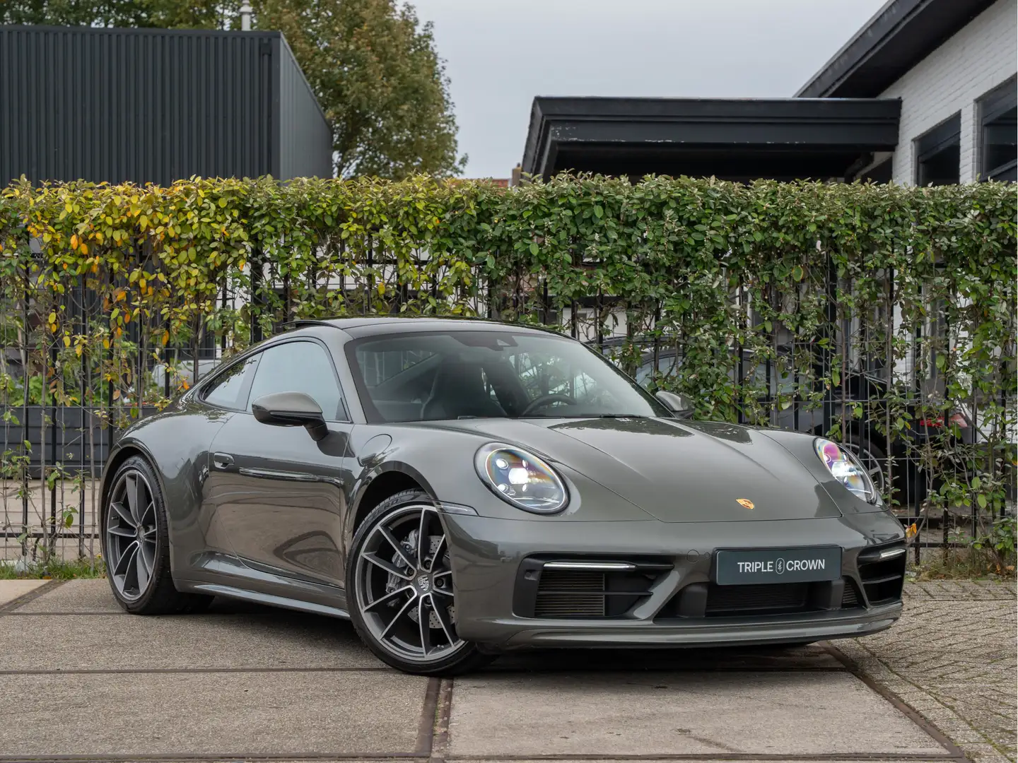 Porsche 992 3.0 Carrera 4 | Sport-Design | Adaptieve Sportstoe Groen - 1