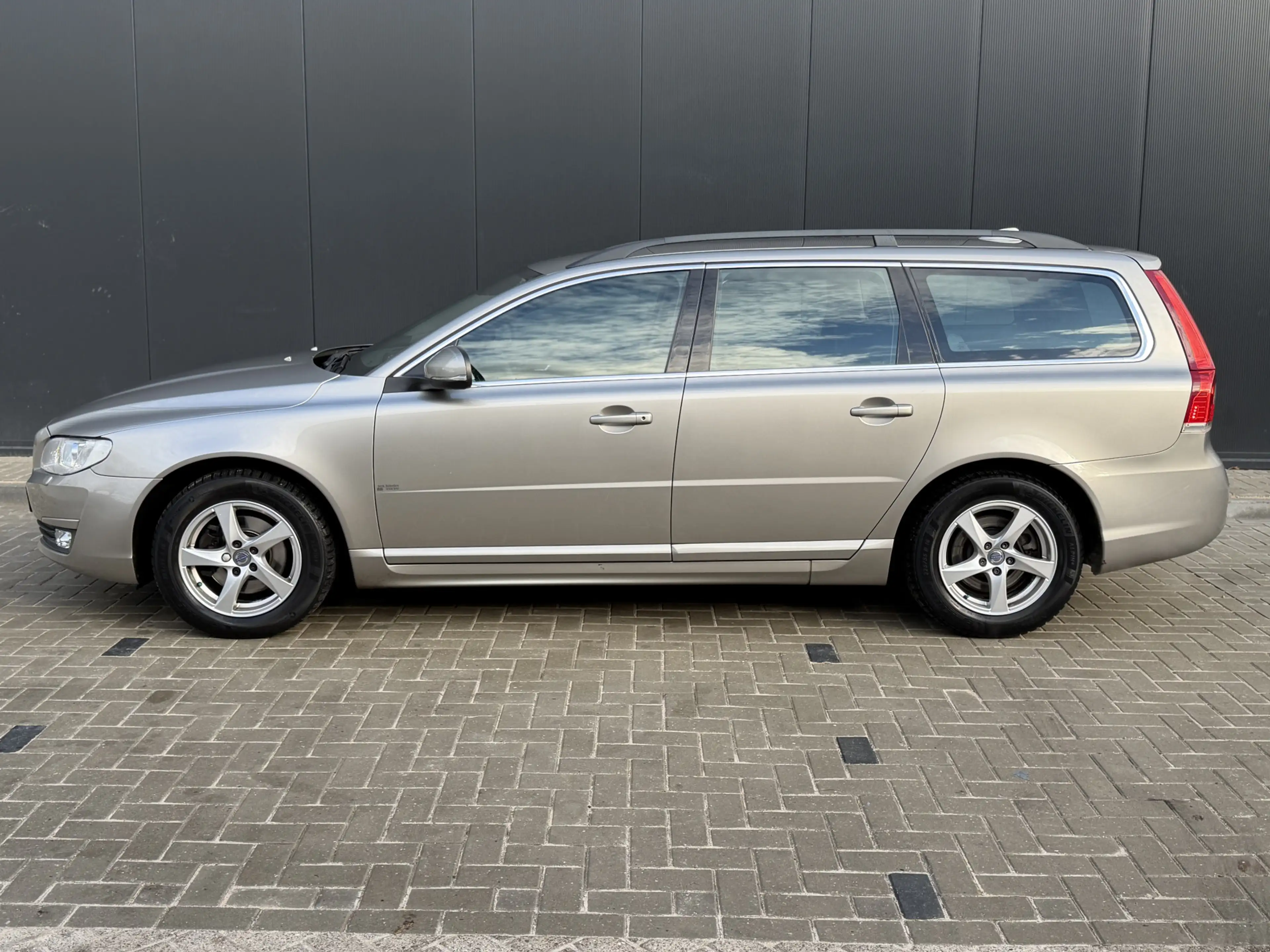 Volvo V70 2.0 T4 Automaat Classic Edition Trekhaak — photo 4