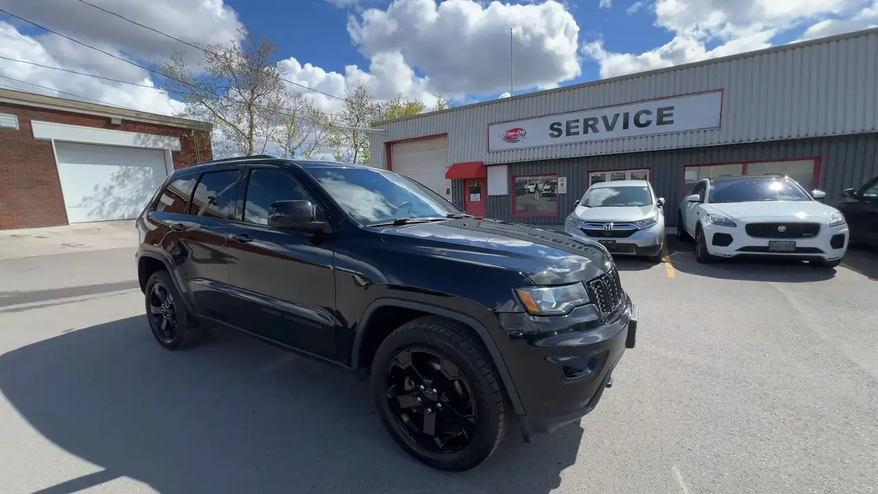 Jeep Grand Cherokee снимка Jeep Grand Cherokee