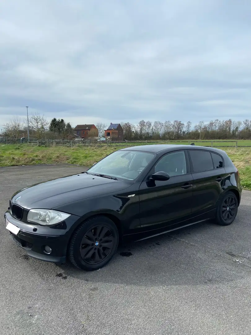 BMW 118 Fekete - 1