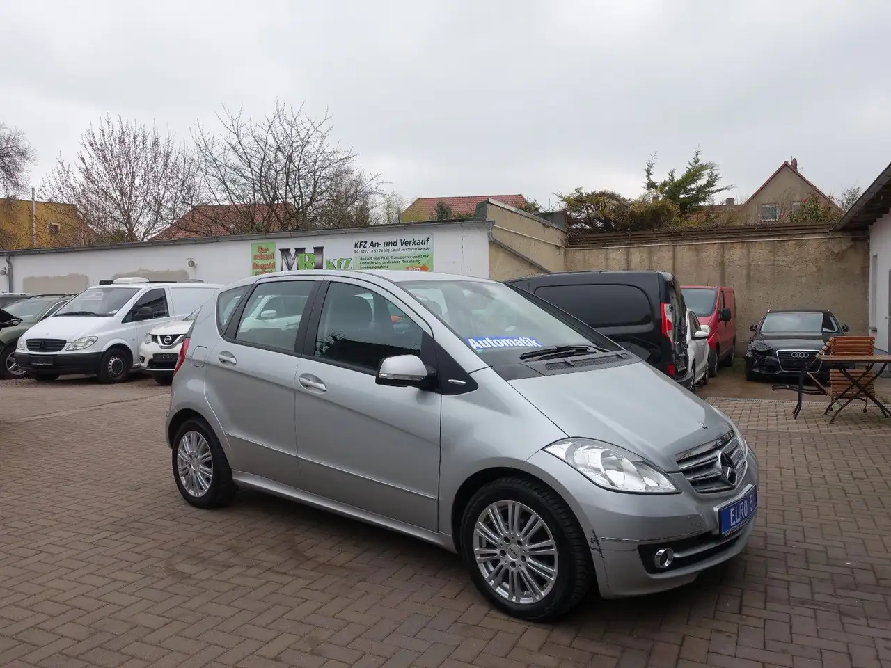 Mercedes-Benz A 180