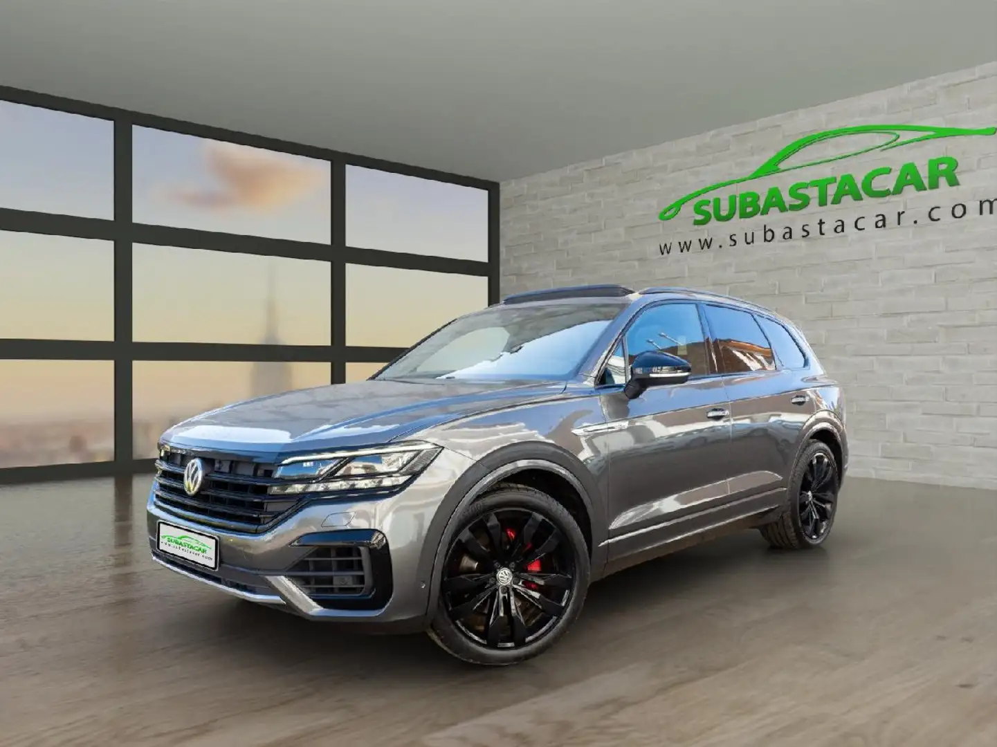Volkswagen Touareg 3.0TDI V6 R-Line Tiptronic 4Motion 210kW Gris - 1