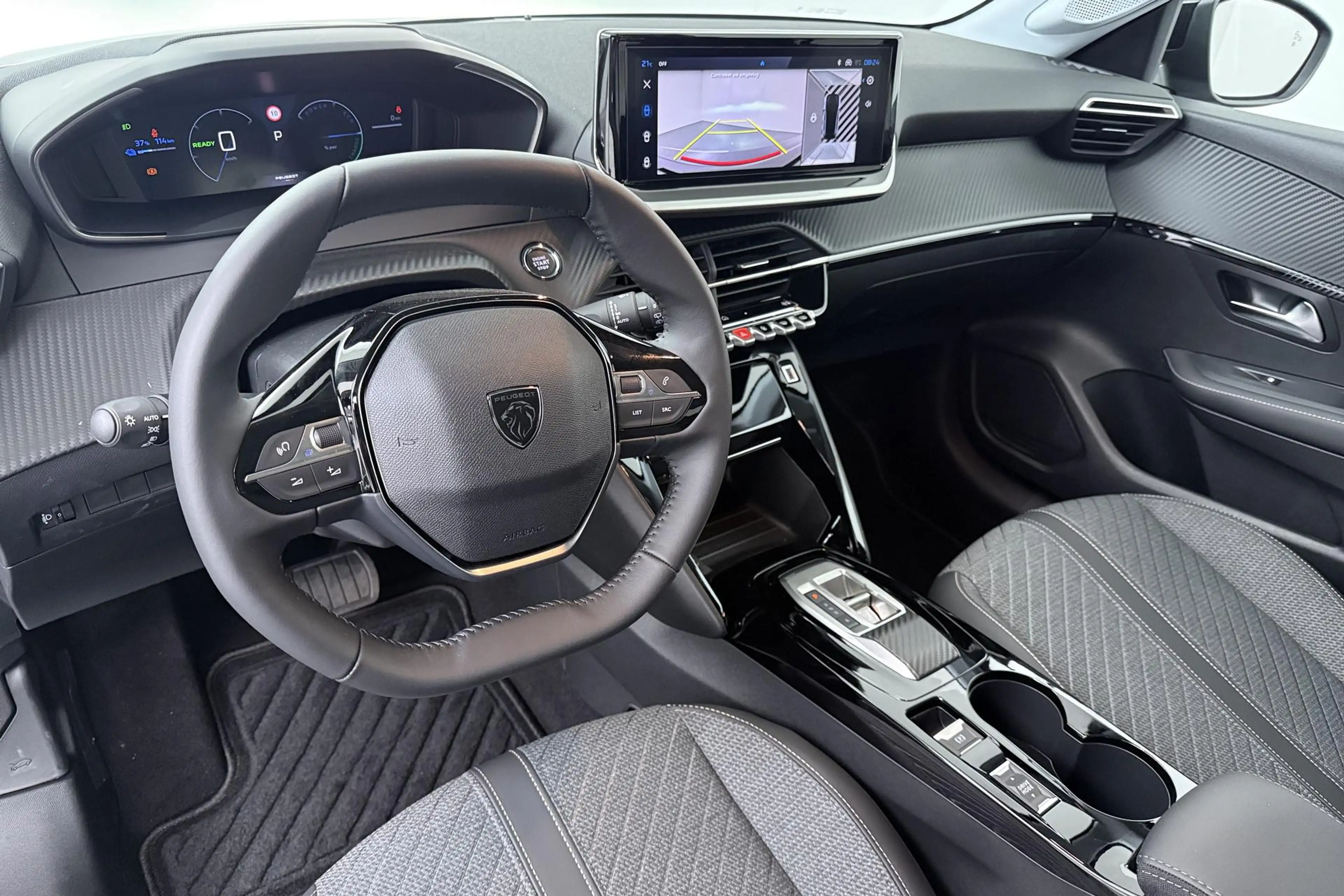 Peugeot e-208 EV Allure 51 kWh | Navigation Pack | Vision Pack | — photo 4