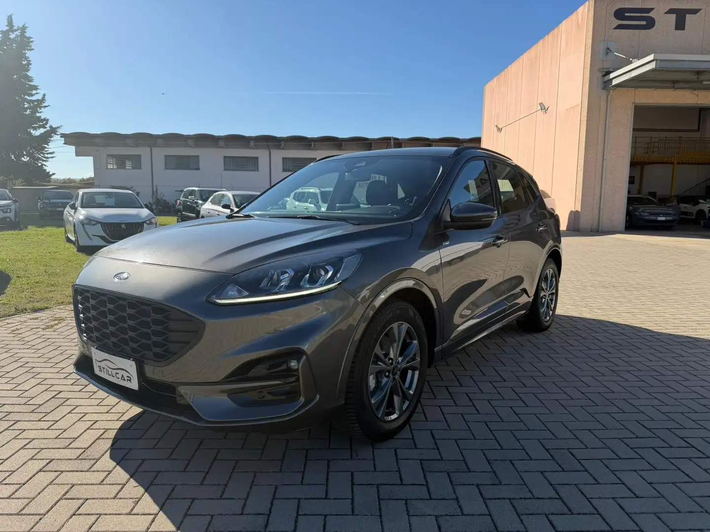 Ford Kuga Kuga III 2023 2.5 full hybrid ST-Line Design Grigio - 1