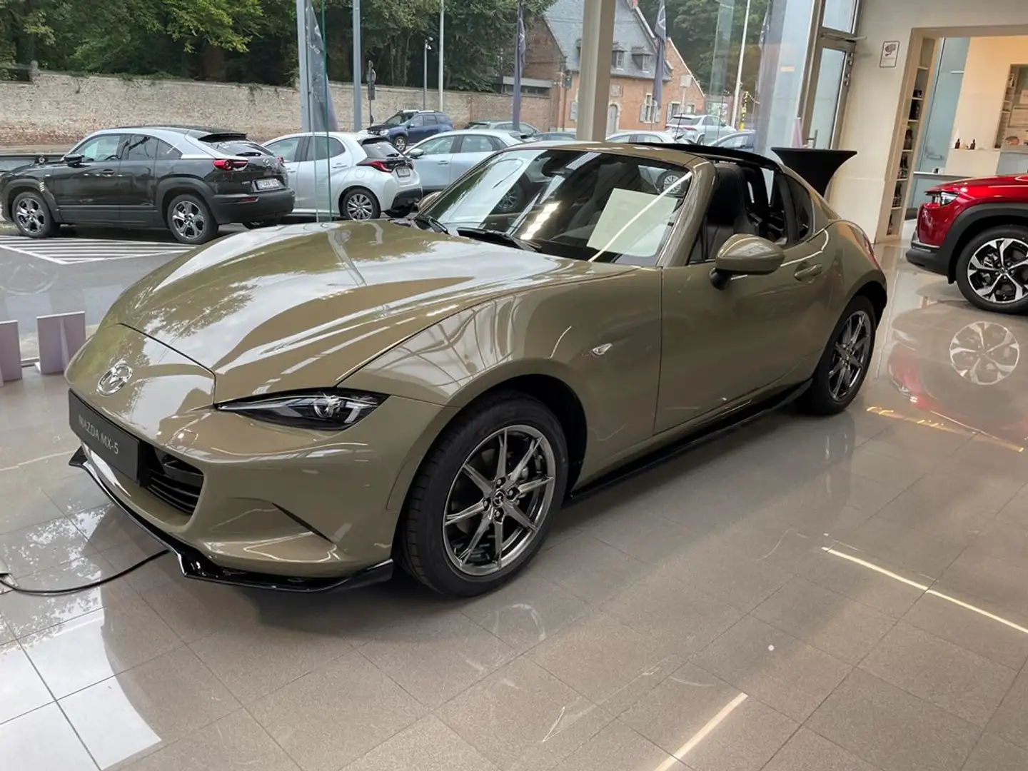 Mazda MX-5 RF Exclusive-Line + skirts +  Bastuck sportuitlaat Brun - 1