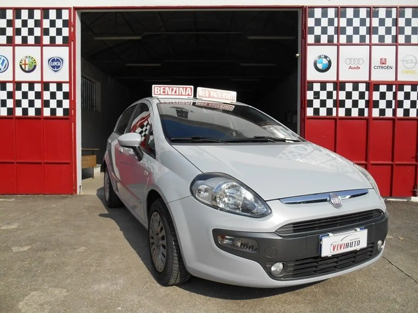 Fiat Punto Evo 5p 1.2 Dynamic 65cv CON SOLI KM 67000 Grau - 1
