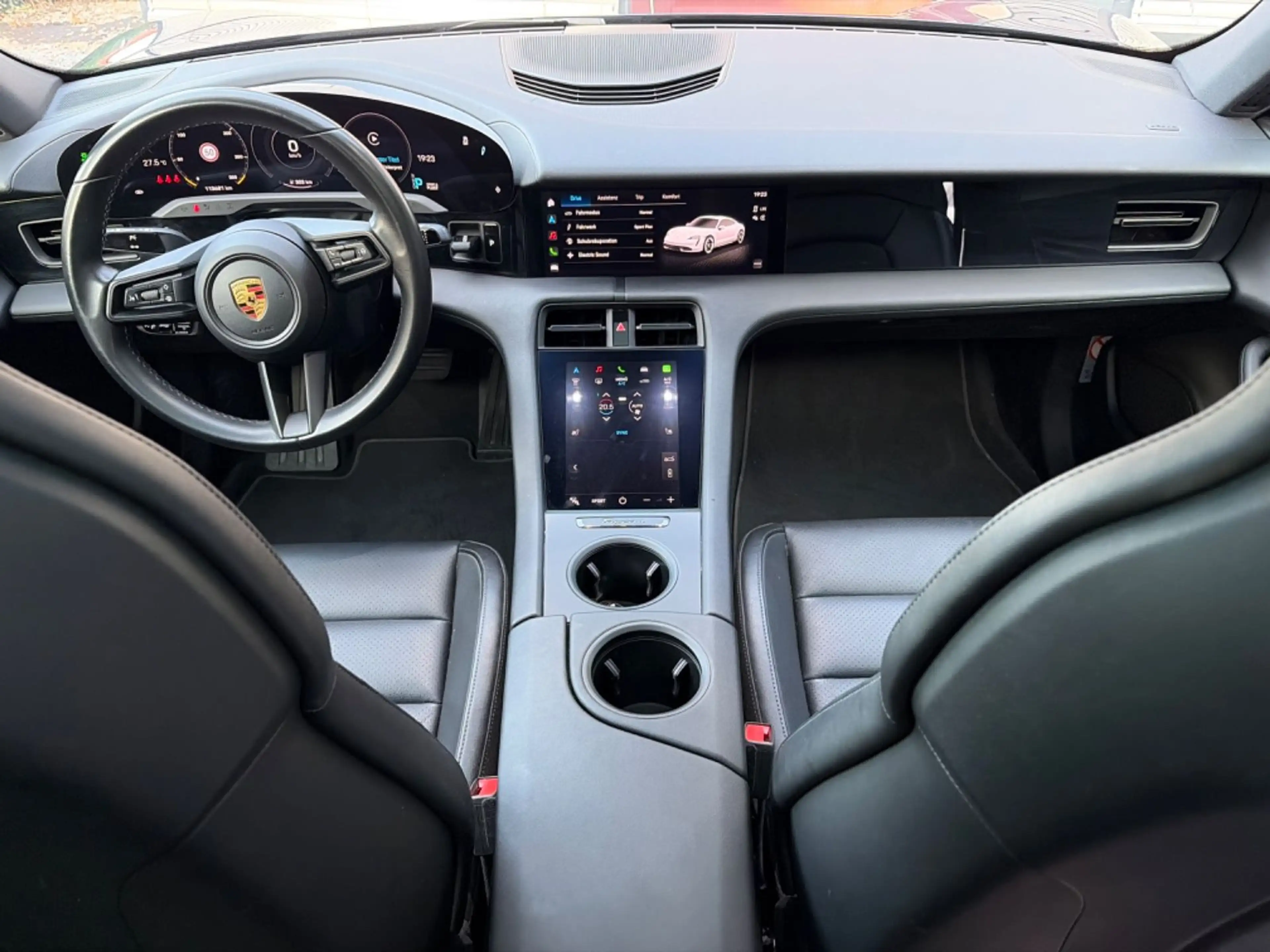 Porsche Taycan /MEMORY/PANORAMADACH/360°K/NAVI/ACC — photo 11