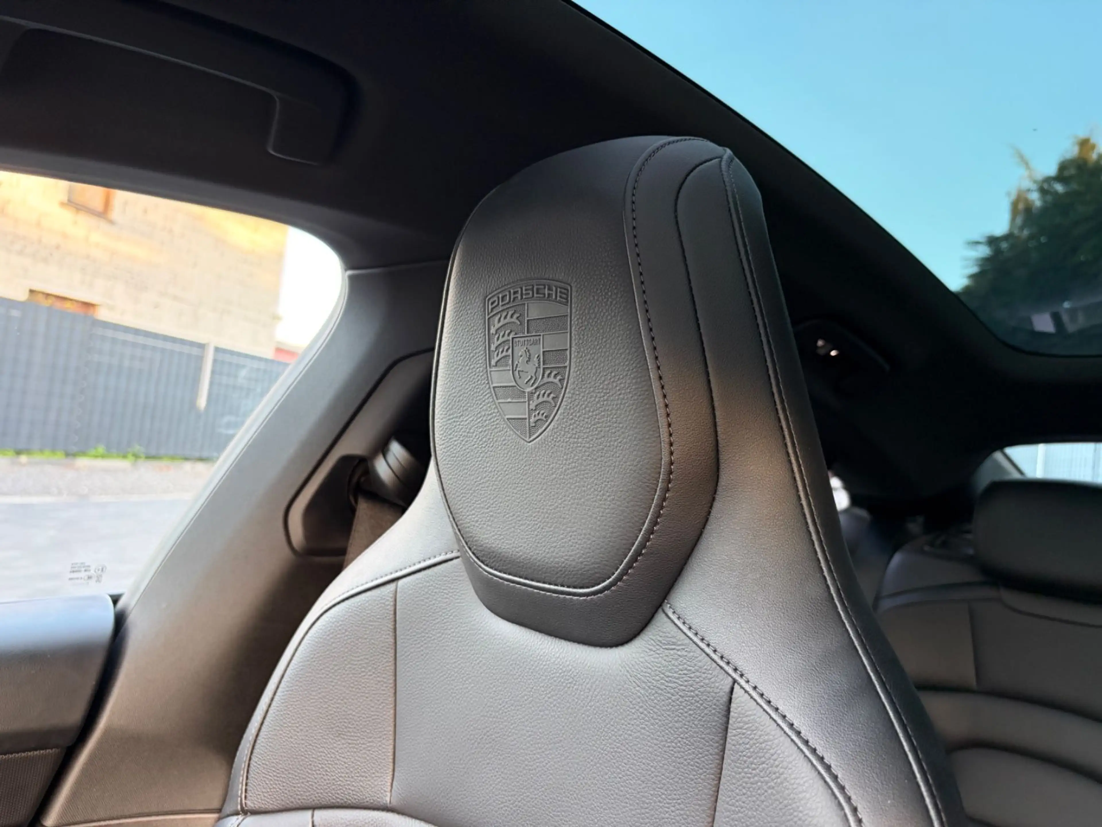 Porsche Taycan /MEMORY/PANORAMADACH/360°K/NAVI/ACC — photo 14
