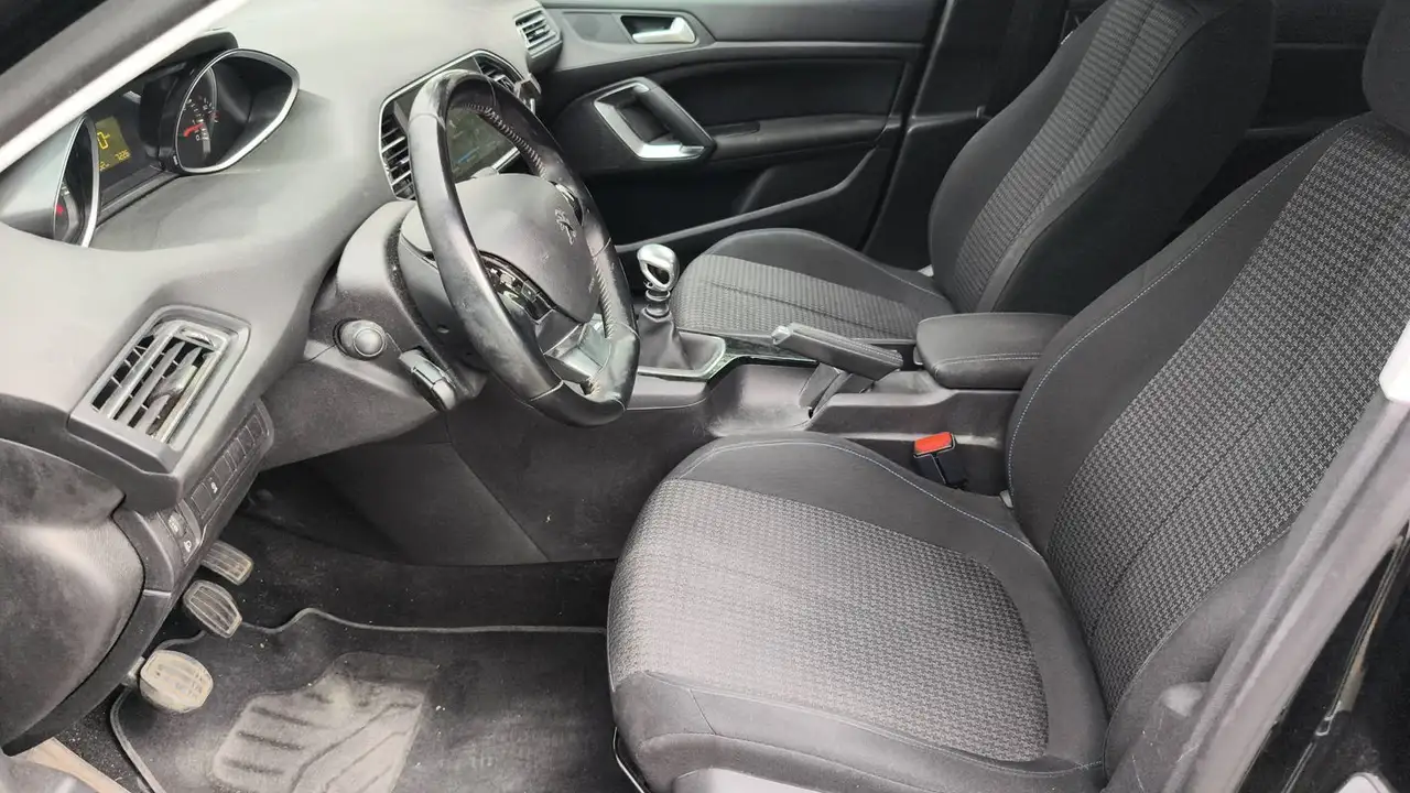 Peugeot 308 308 — photo 27