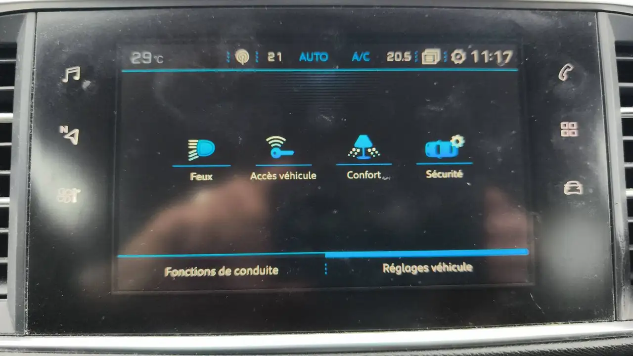 Peugeot 308 308 — photo 28
