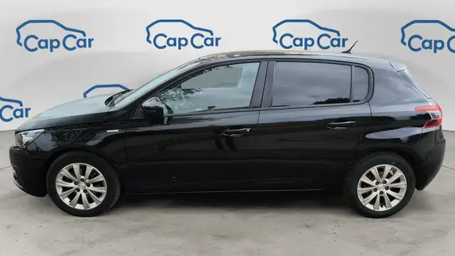Peugeot 308 view 2