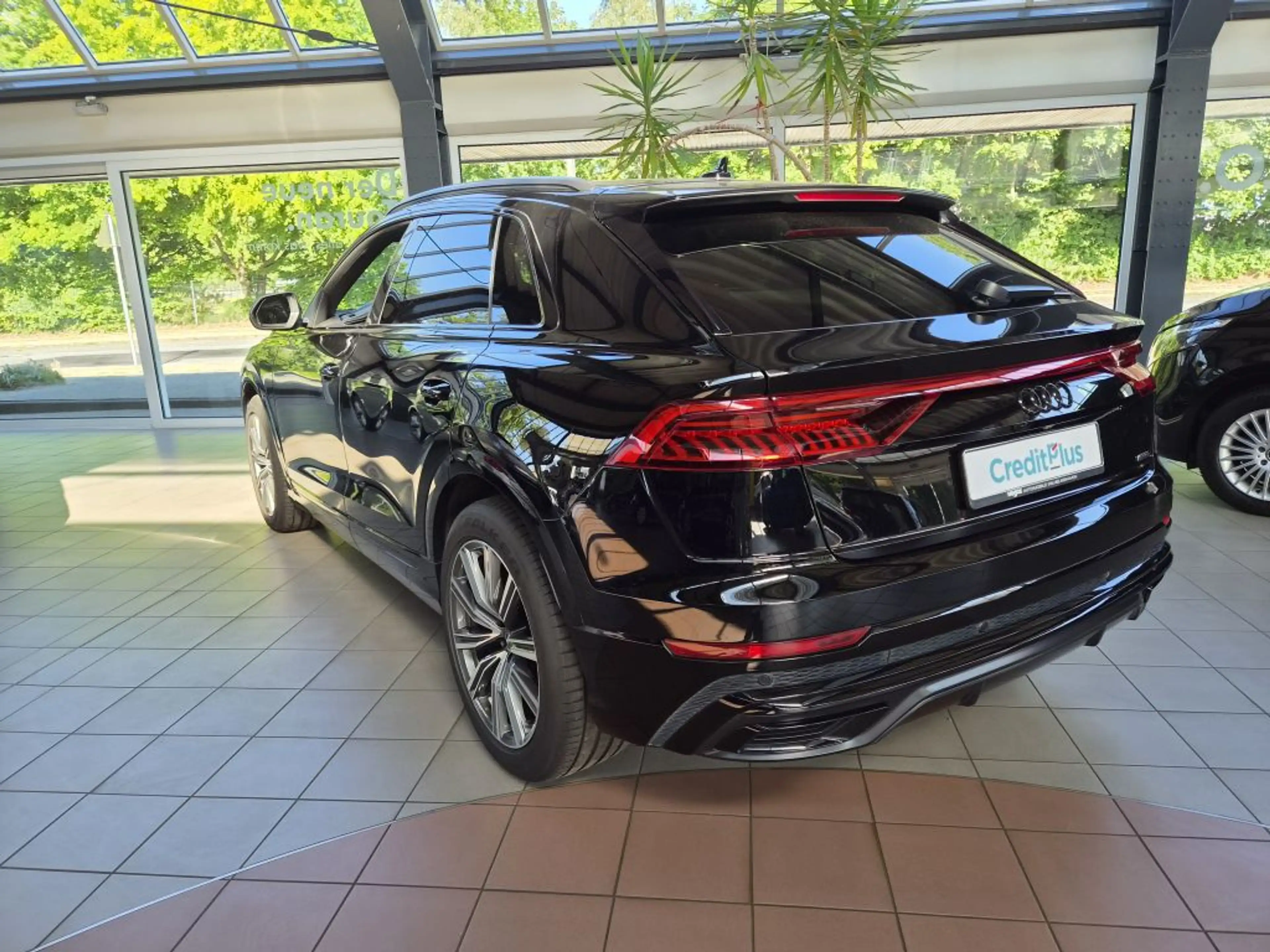Audi Q8 50 TDI quattro tiptronic — photo 7