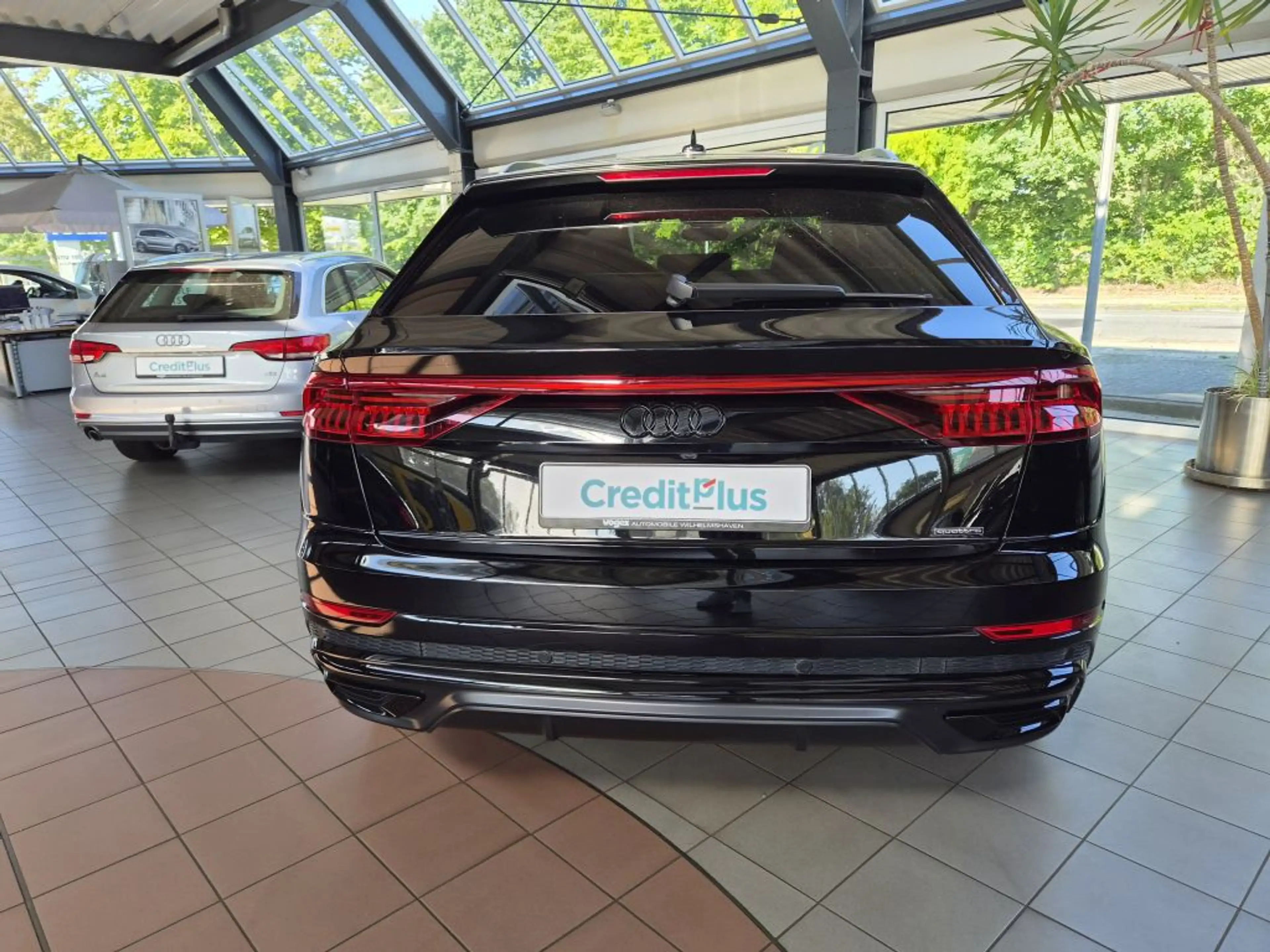 Audi Q8 50 TDI quattro tiptronic — photo 6